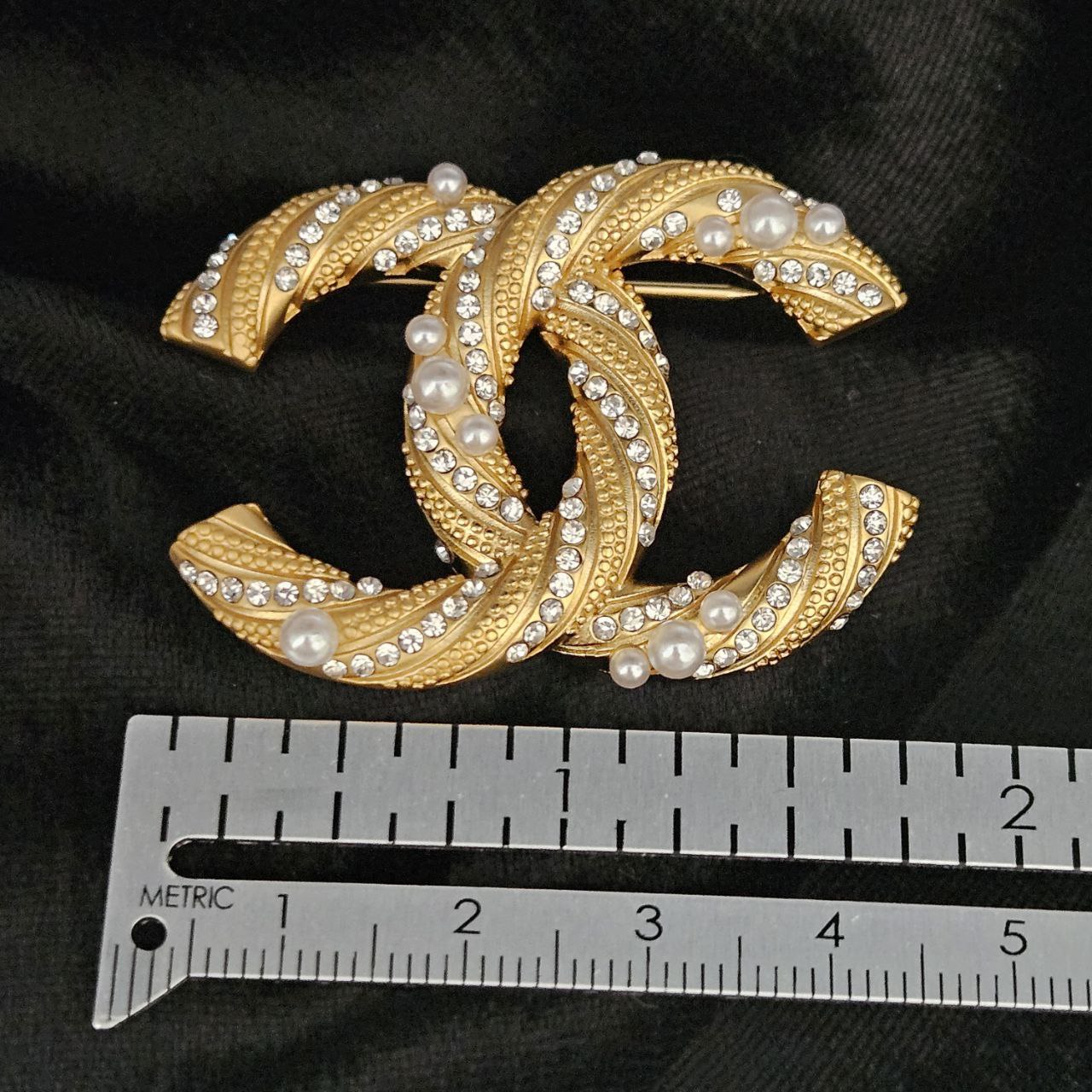 Fashion Brooch with Italian Design