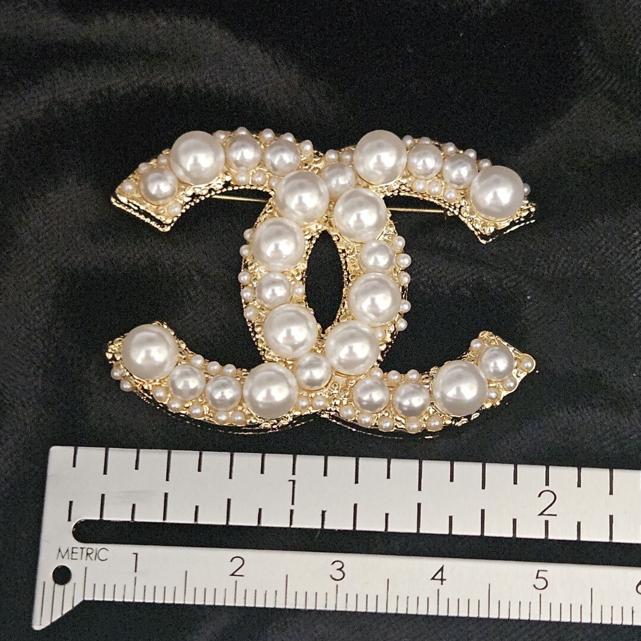 Fashion Brooch with Italian Design