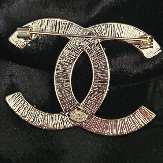 Fashion Brooch with Italian Design