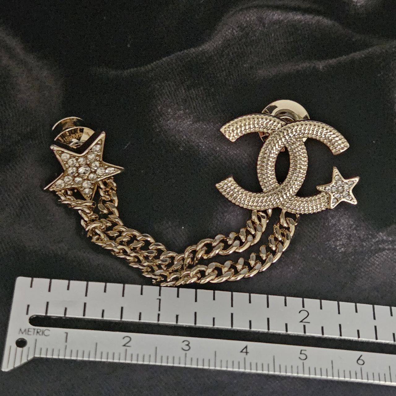 Fashion Brooch with Italian Design