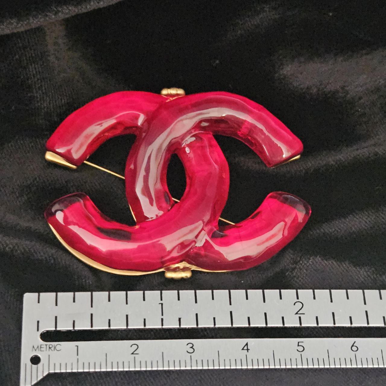 Fashion Brooch with Italian Design