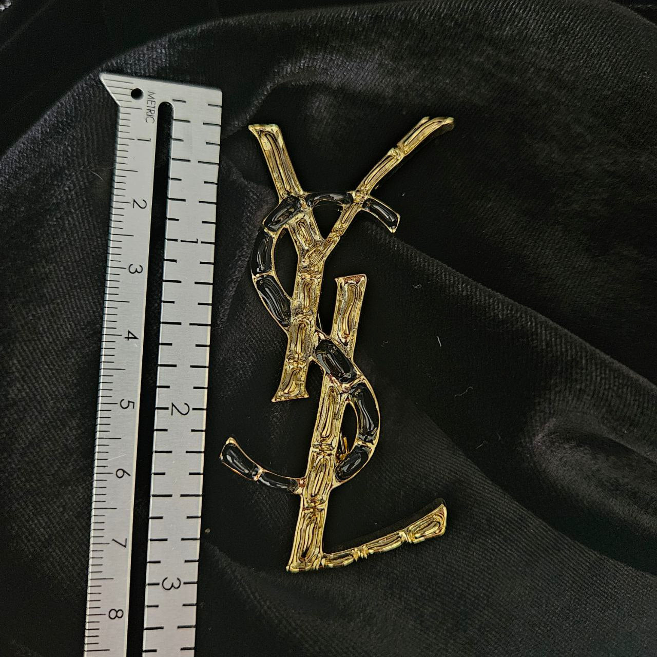 Fashion Brooch with Italian Design