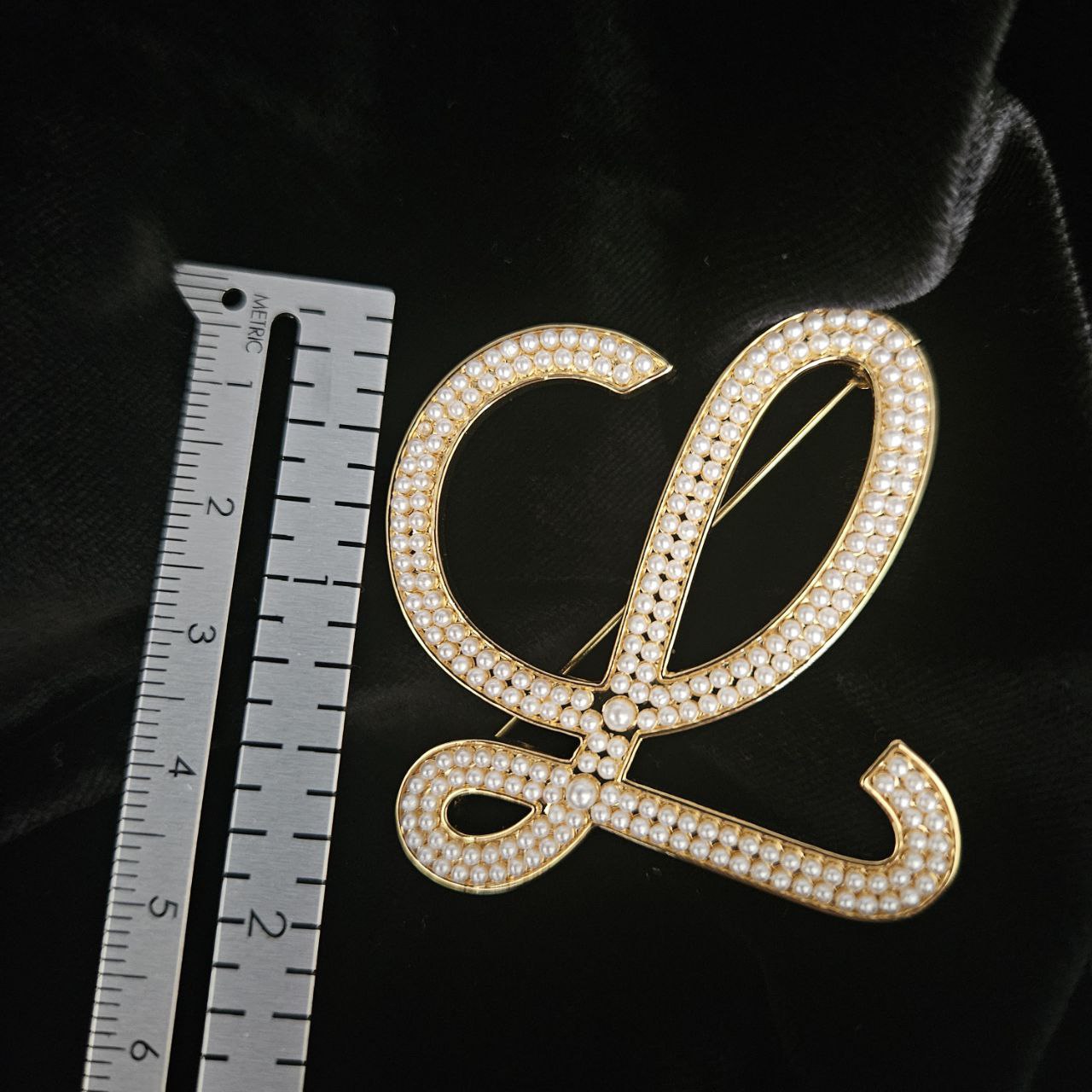 Fashion Brooch with Italian Design