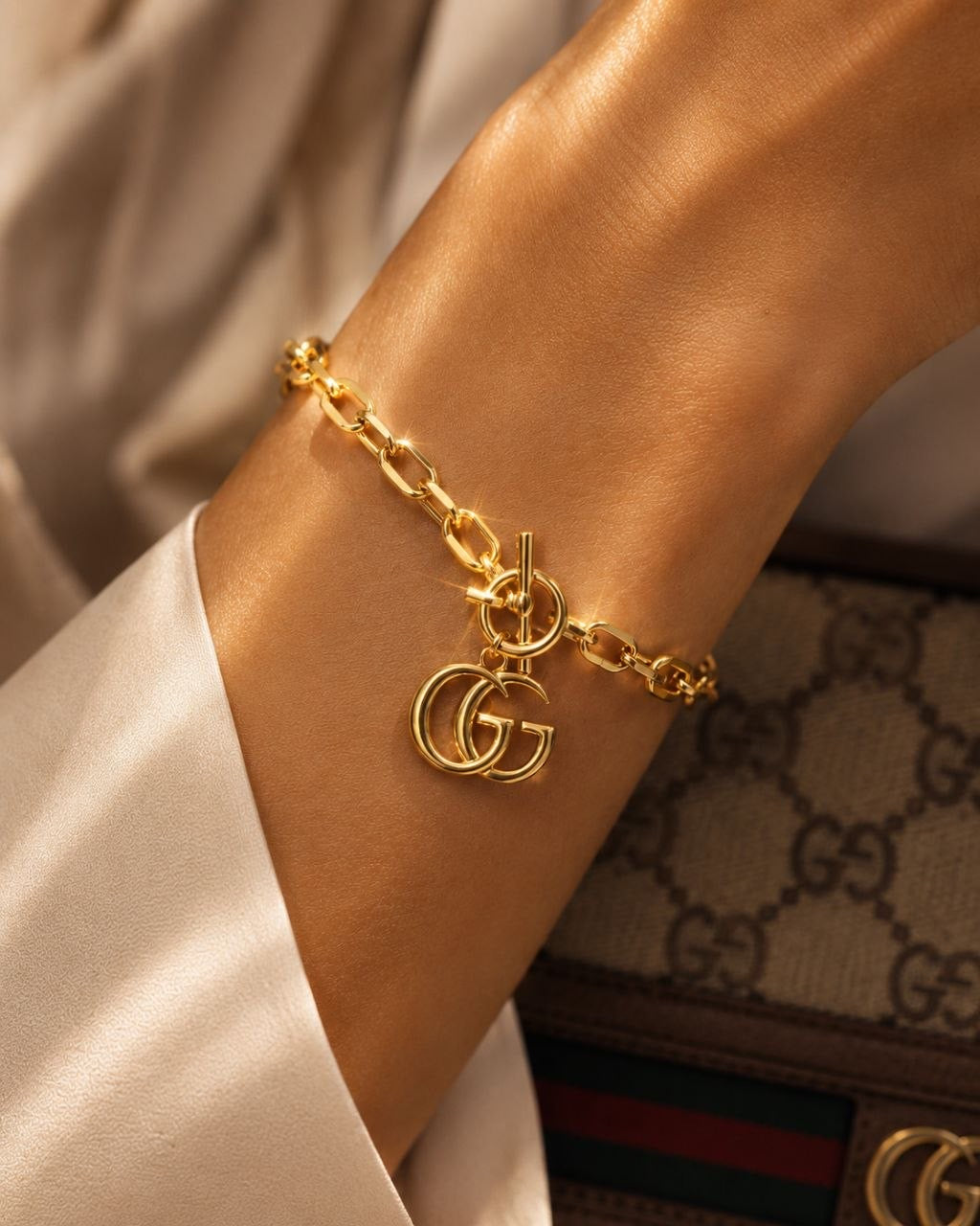 GG Toggle Chain Bracelet