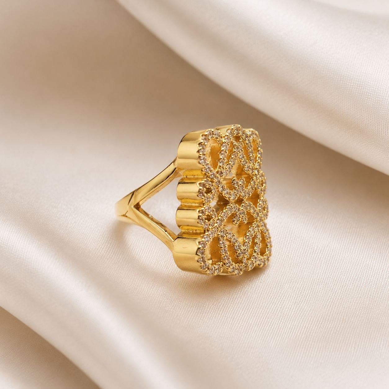 Loewe Crystal Anagram Ring