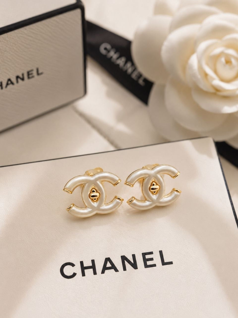 CC Pearl Stud Earrings