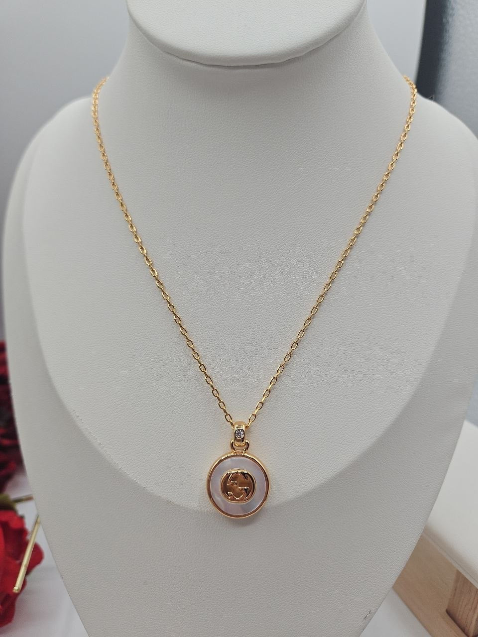 GG White Pearl Medallion Necklace