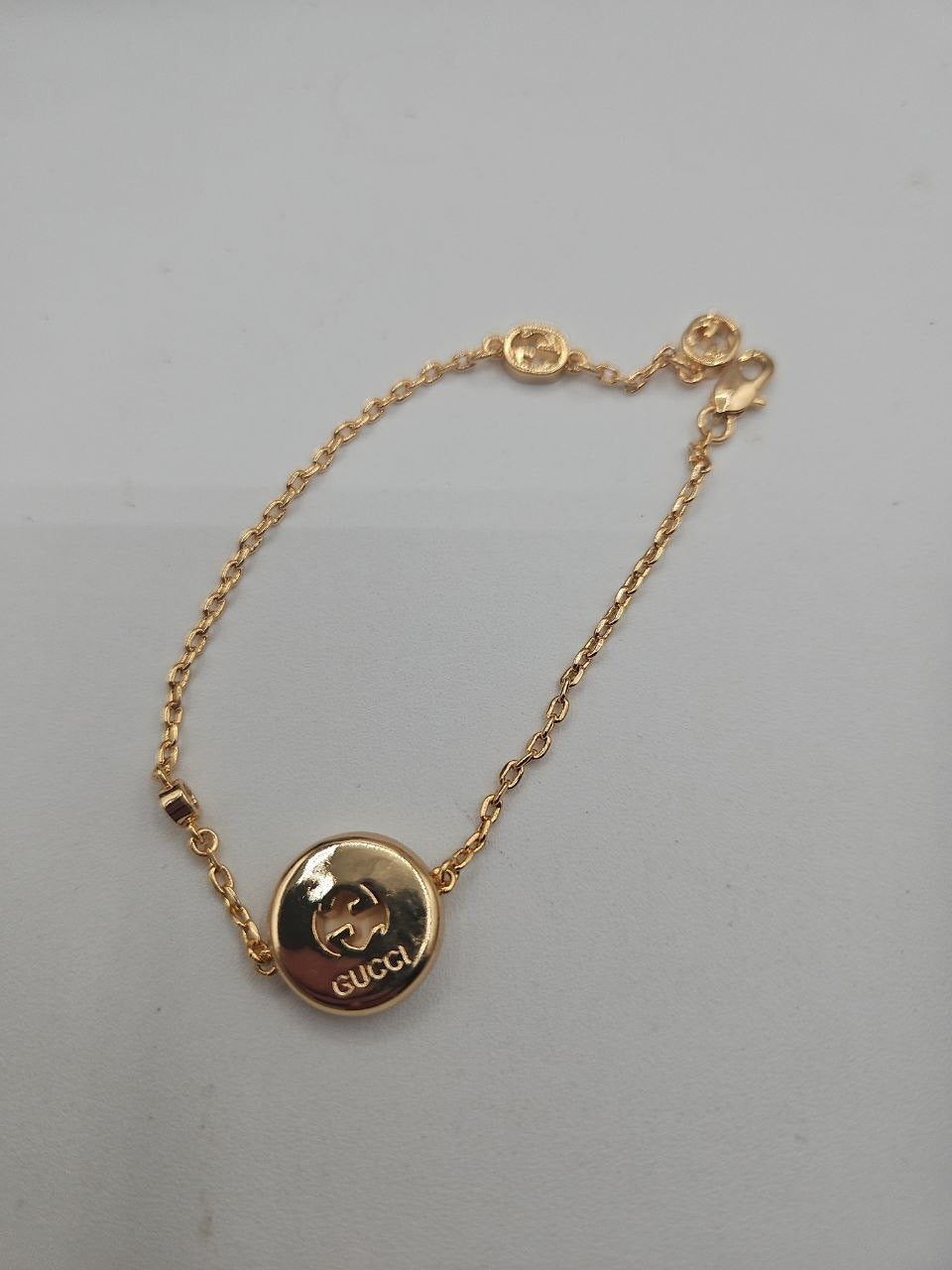 GG White Medallion Bracelet