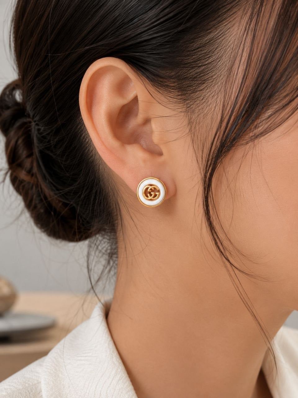 GG White Pearl Stud Earrings