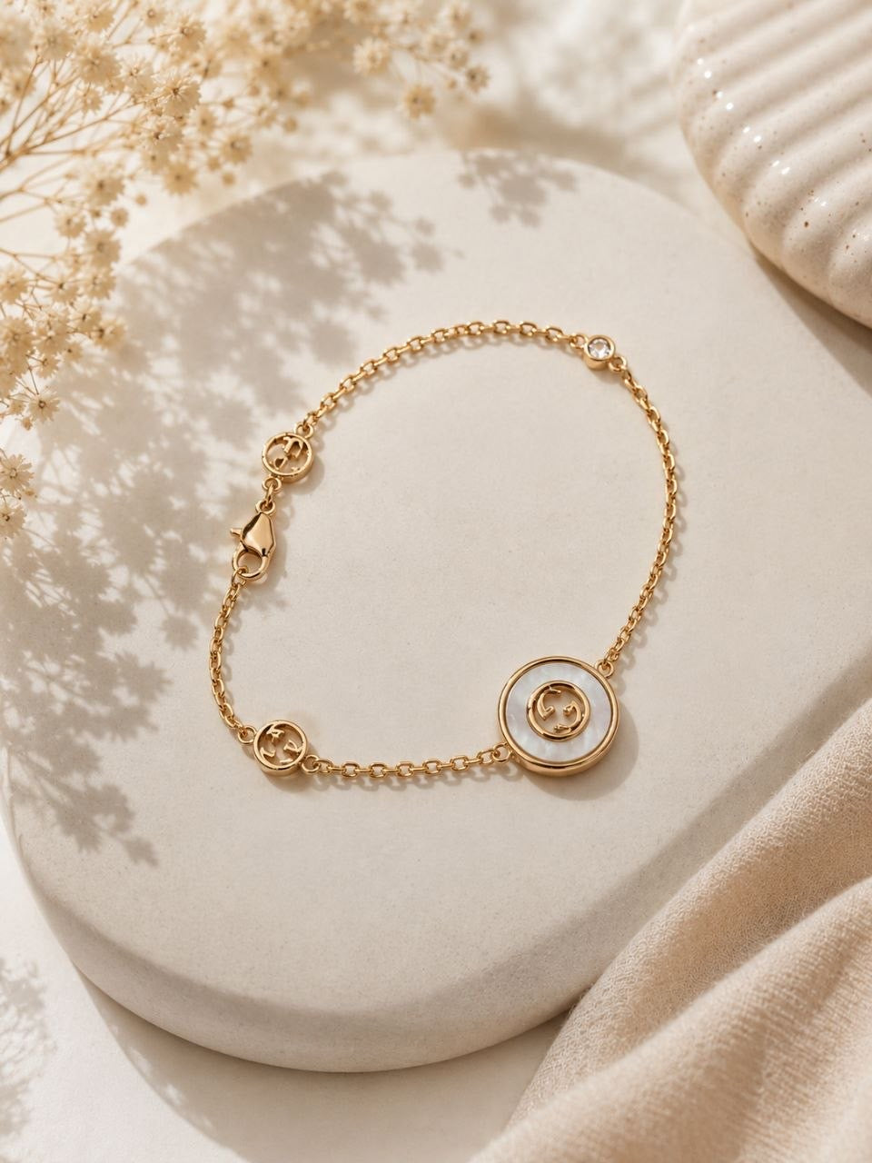 GG White Medallion Bracelet