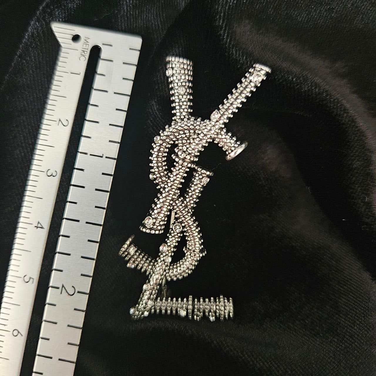 Fashion Brooch with Italian Design