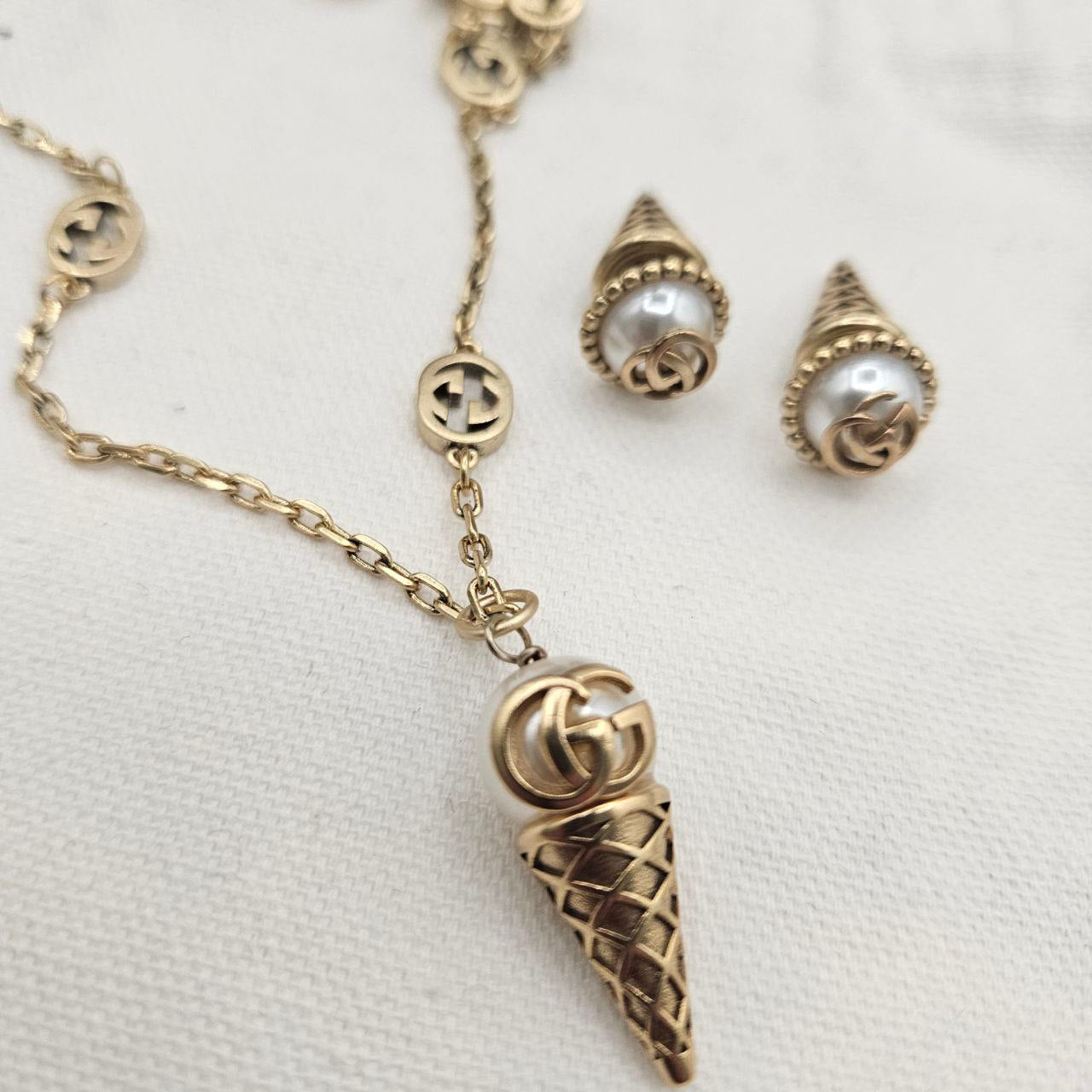 Fashion Necklace with Italian Design