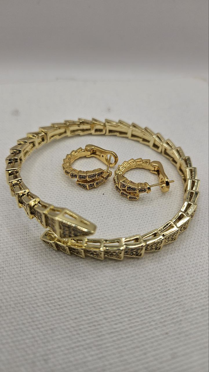 Fashion Cartier-Inspired Bracelet