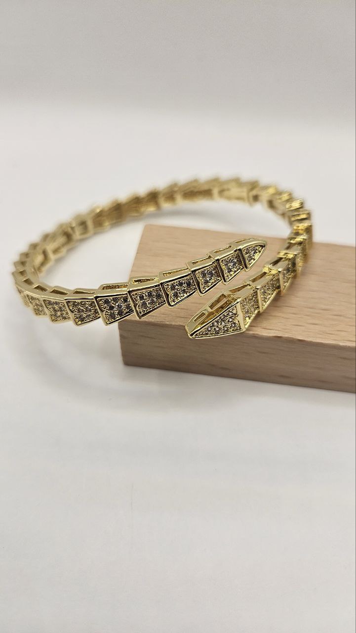 Fashion Cartier-Inspired Bracelet