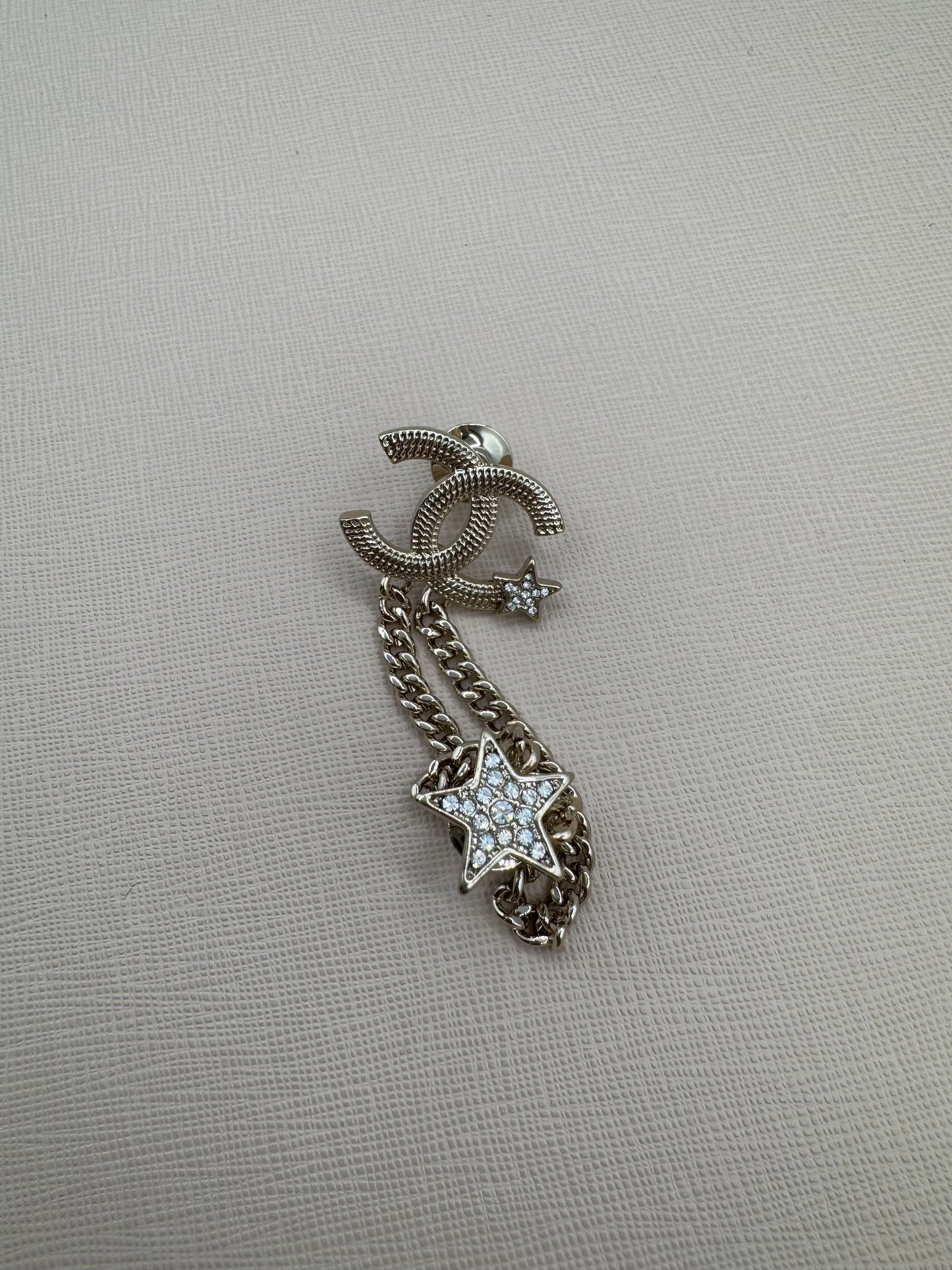 Fashion Brooch CC