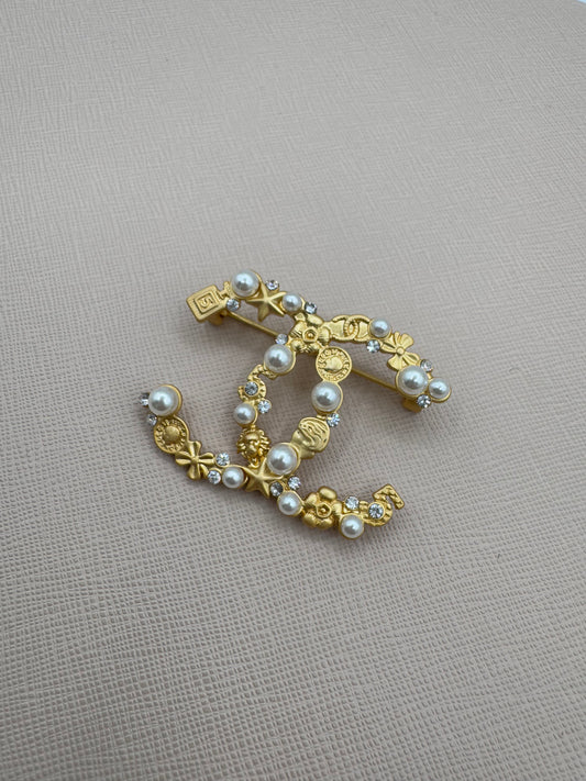Fashion Brooch CC