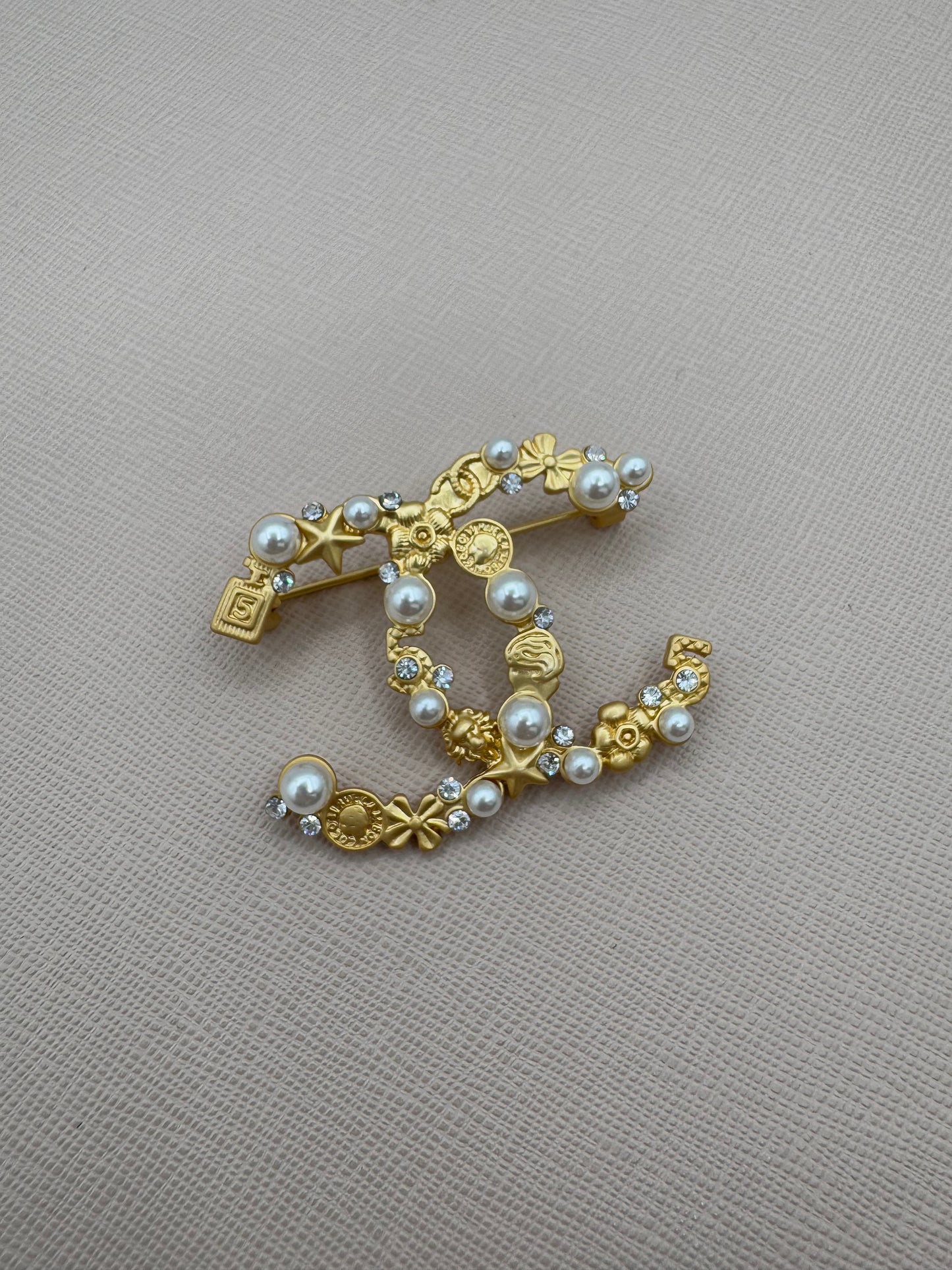 Fashion Brooch CC